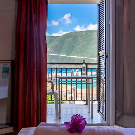 Holidays 3* Василики