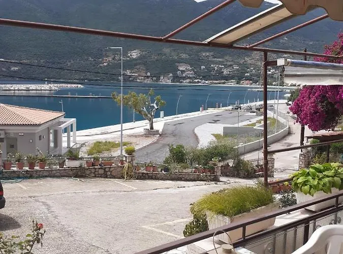 Holidays Vasiliki (Lefkada)