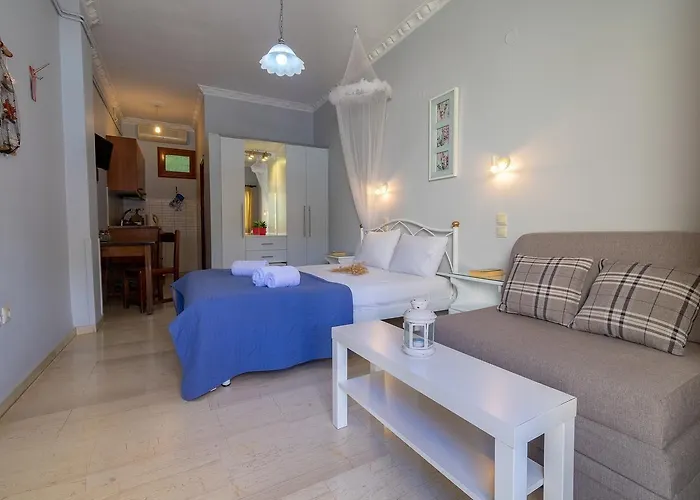 Aparthotel Holidays 3*