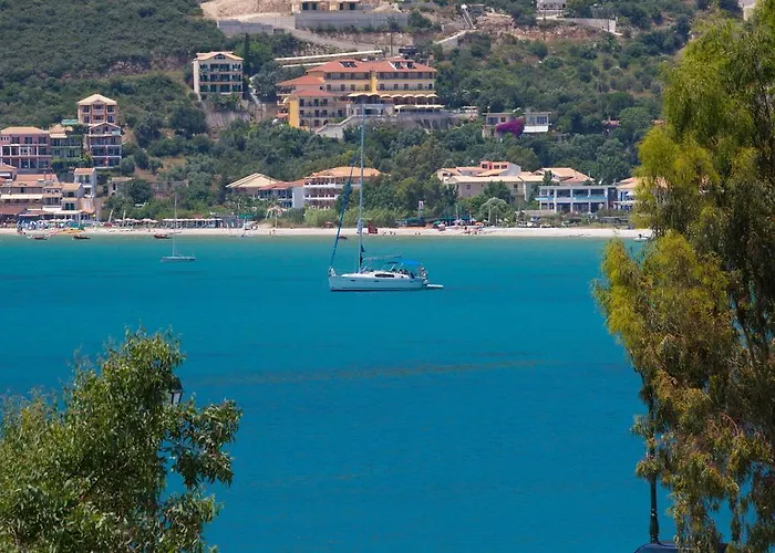 Holidays Aparthotel 3*