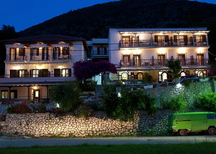 Holidays Aparthotel 3*