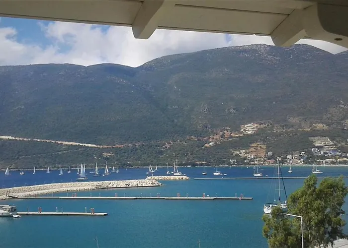 Holidays Aparthotel 3*