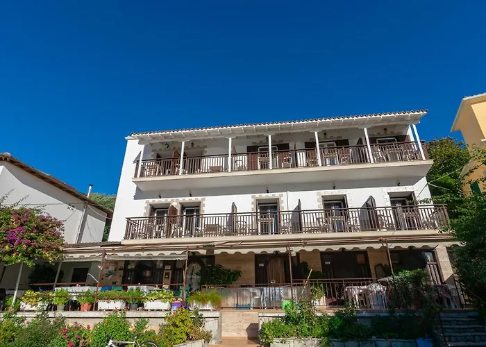 Holidays 3* Vasiliki (Lefkada)